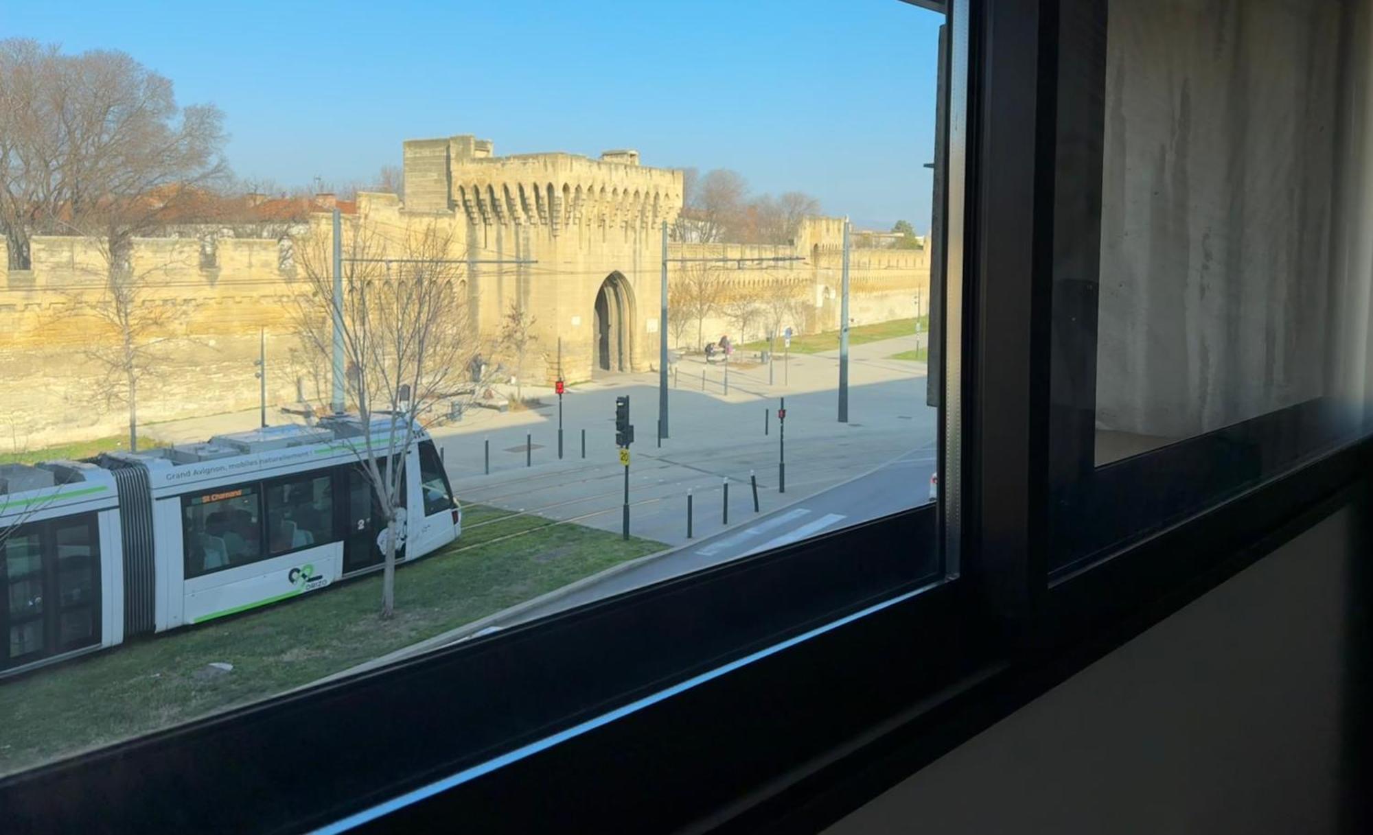 Le Rive Droite - Gare Centre - Wifi - Terrasse - Face Remparts Apartment *